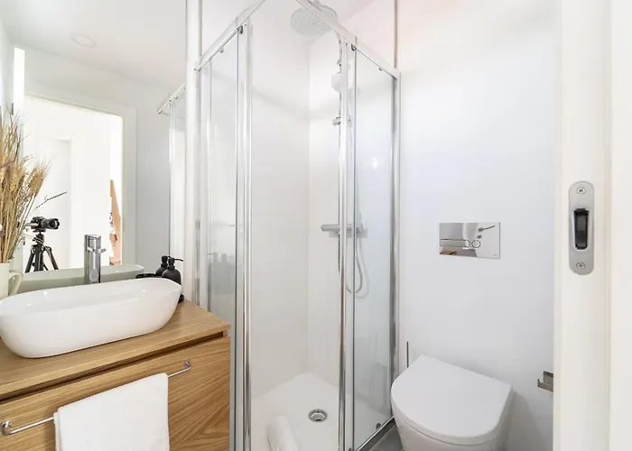 Forum Iii By House And People *